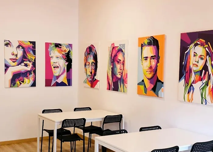 Albergue Arc House Pop Art Madrid